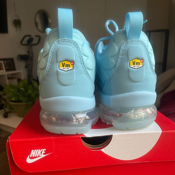 Nike Air Vapormax Plus University Blue / Blue Chill M8.5/W10 DZ4403-400 - Picture 4 of 8